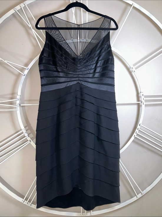 Chetta B Dresses & Skirts - Chetta B 100% Silk Black V-Neck Tiered Midi Dress